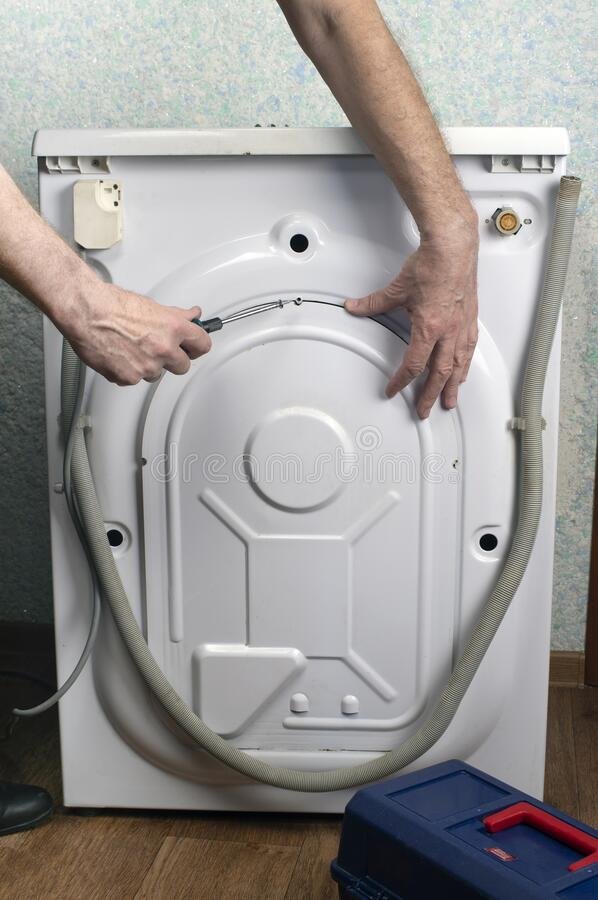 خدمات الدمام technician